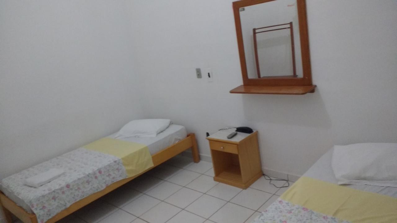 Hotel Nacional Pimenta Bueno Bagian luar foto